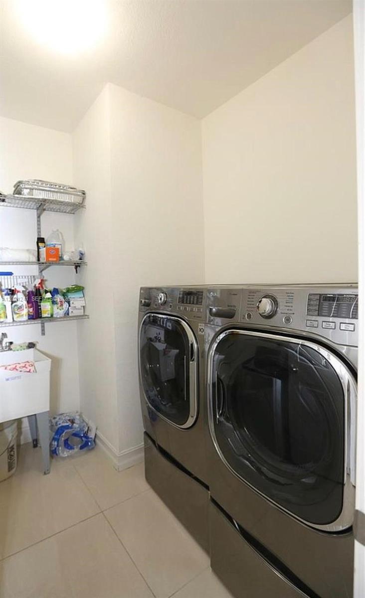14440 Southwest 31st Street, Unit 14440 Miami, FL 33175 - Photo 19 of 31