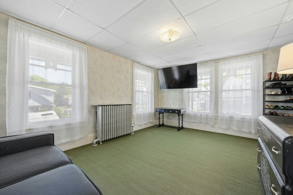 216 Walnut Street Clinton, MA 01510 - Photo 17 of 42