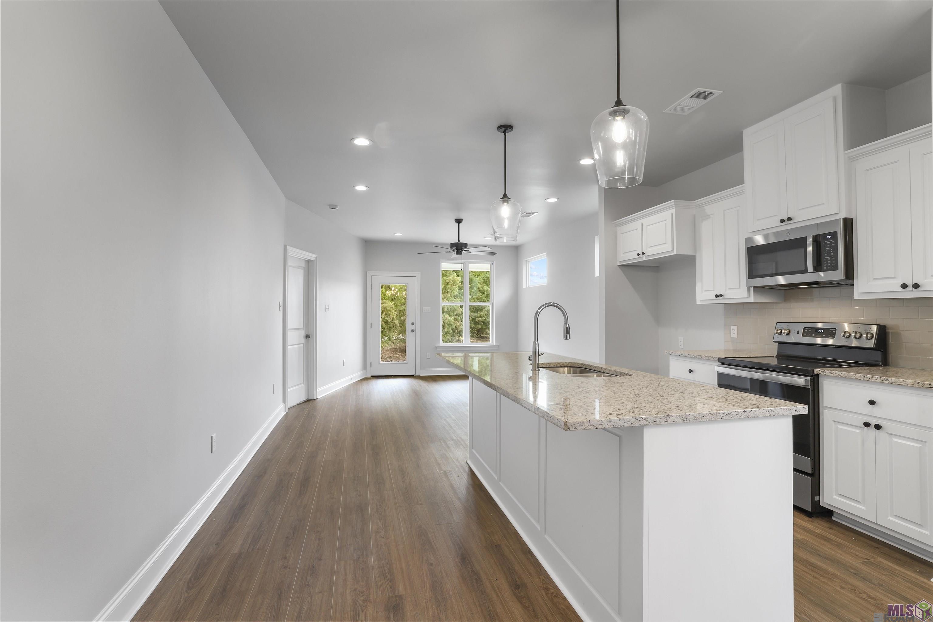 8722 Edgewater Drive Baton Rouge, LA 70820 - Photo 15 of 15 Very open floor plan