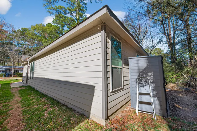 $1,395 | 12004 Canal Street, Willis, TX 77318