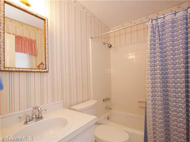 4823 Tower Road, Unit C Greensboro, NC 27410 - Photo 9 of 14 Master Bath/Spa.