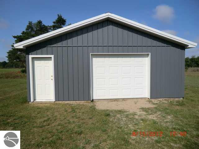 4542 East Alpine Road Cedar, MI 49621 - Photo 22 of 25 1738363-21.JPG