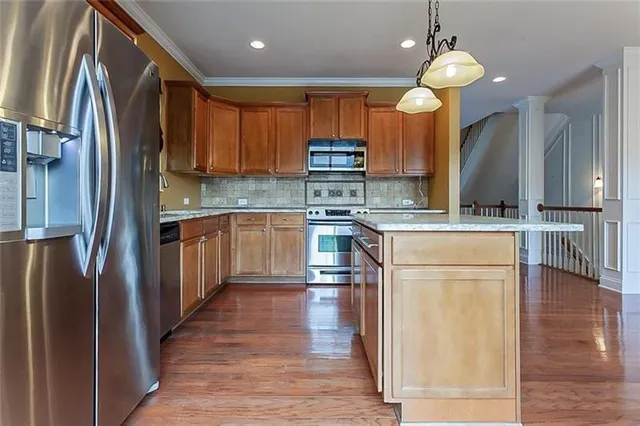 $2,400 | 275 Autry Mill Lane, Suwanee, GA 30024