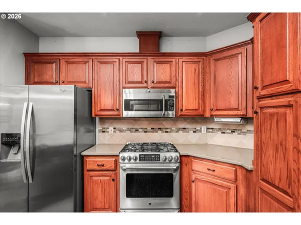 $675,000 | 1424 Wimbledon Place, Springfield, OR 97477