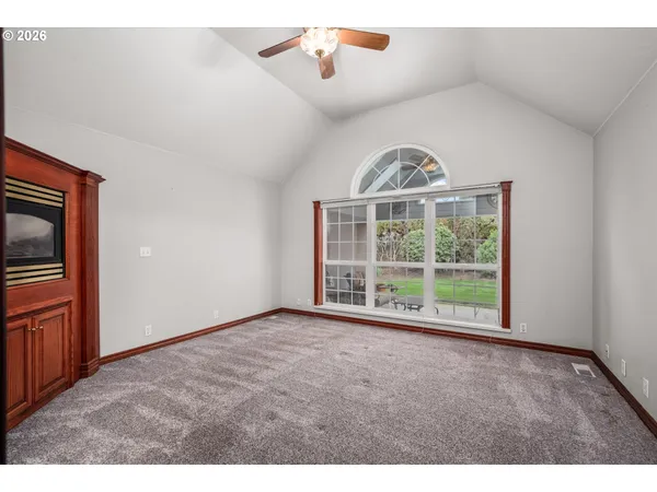 $675,000 | 1424 Wimbledon Place, Springfield, OR 97477