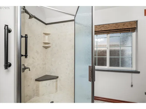 $675,000 | 1424 Wimbledon Place, Springfield, OR 97477