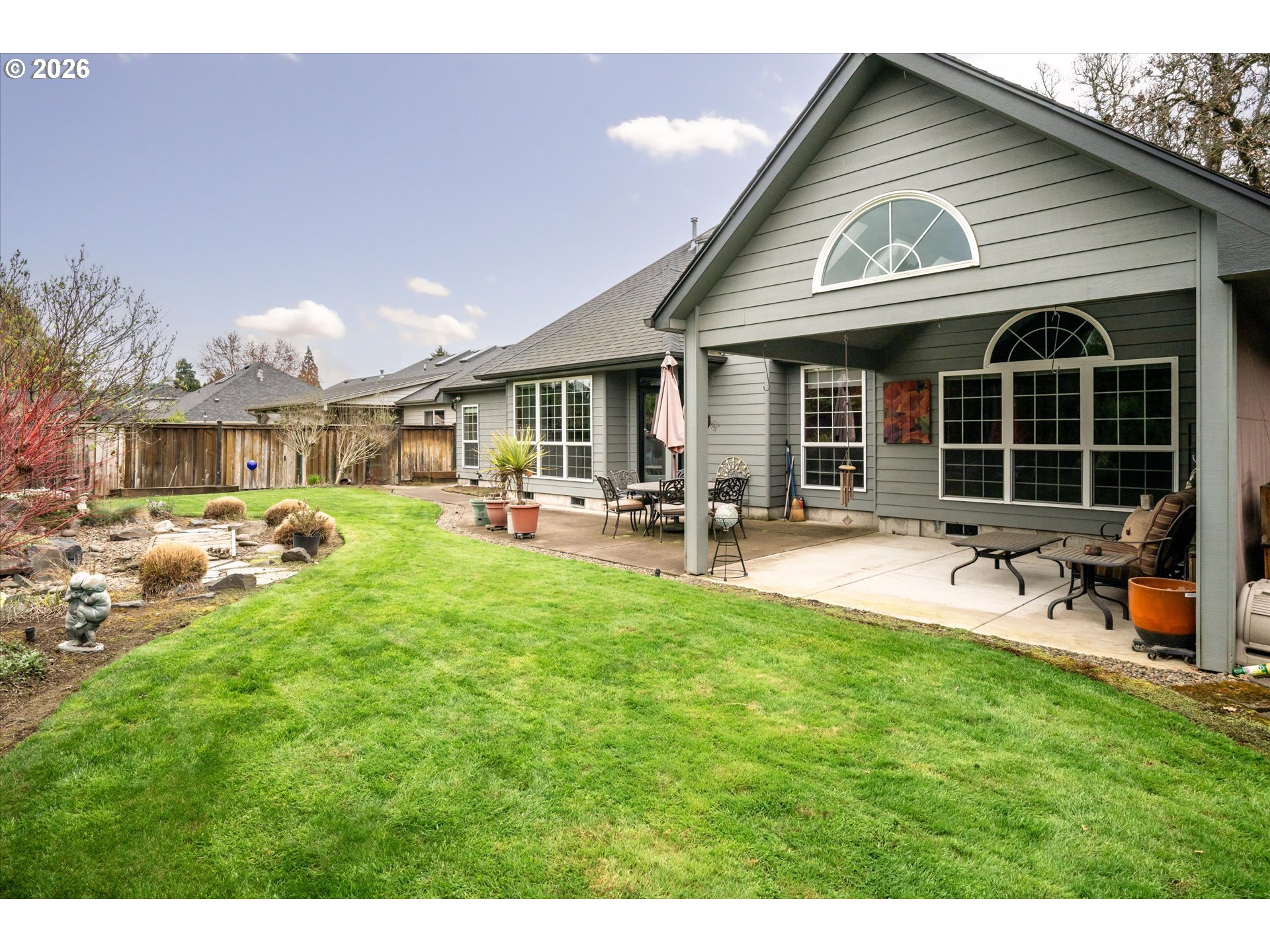 1424 Wimbledon Place Springfield, OR 97477 - Photo 35 of 46