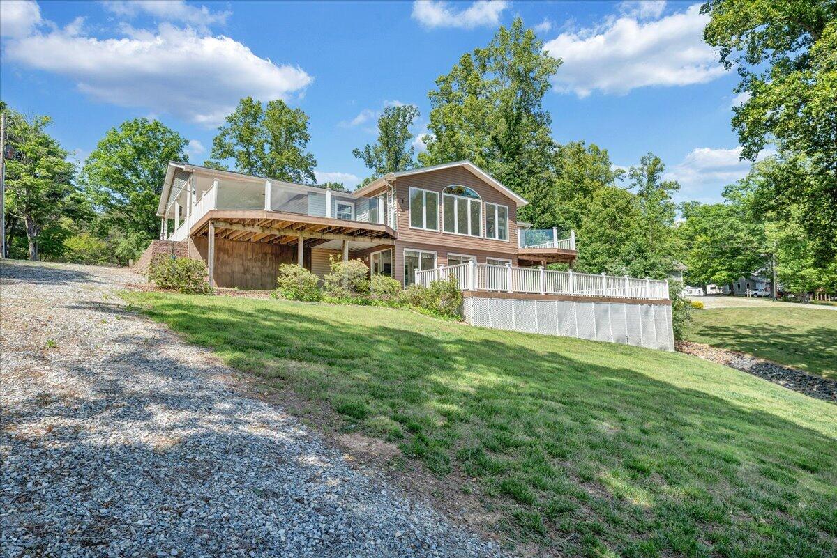 3222 Lakewood Forest Road Moneta, VA 24121 - Photo 62 of 97 62-MIB09903