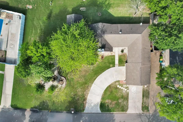 $379,000 | 6878 Kingston Cove Lane, Willis, TX 77318