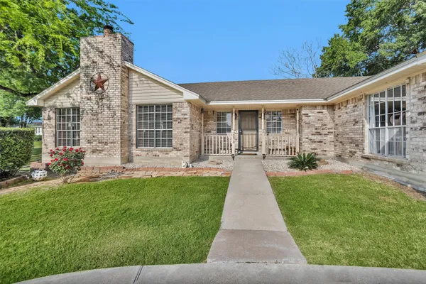 $379,000 | 6878 Kingston Cove Lane, Willis, TX 77318