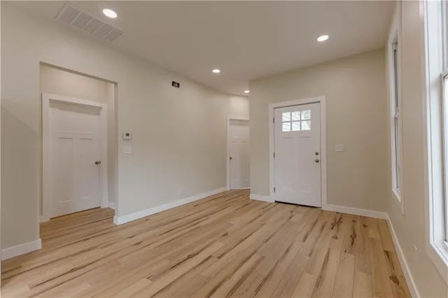 $1,500 | 1516 South 15th Street, Kansas City, KS 66103