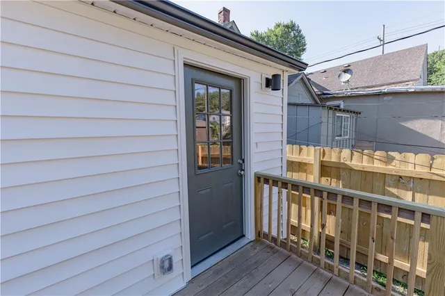 $1,500 | 1516 South 15th Street, Kansas City, KS 66103