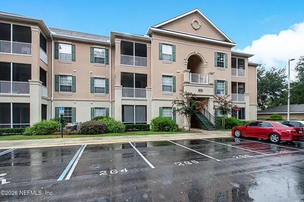 $150,000 | 8601 Beach Boulevard, Unit 811, Jacksonville, FL 32216