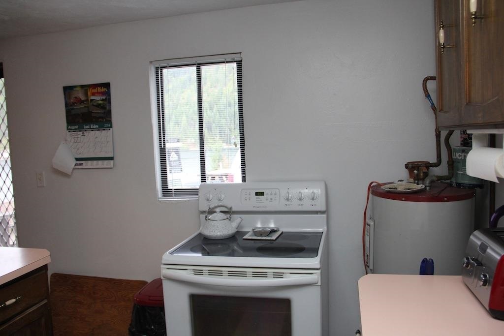 4075 North Deer Lake Road Loon Lake, WA 99148 - Photo 3 of 15 Gallery Image 3