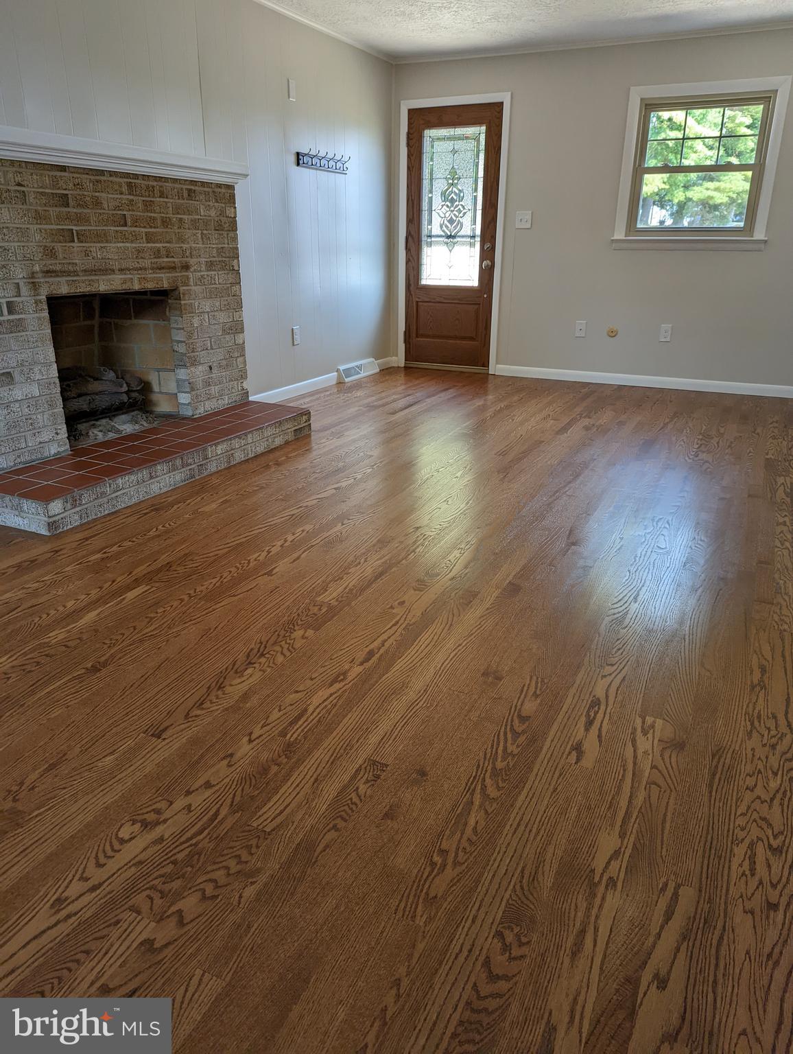 742 Stoverstown Road York, PA 17408 - Photo 11 of 22 Family room