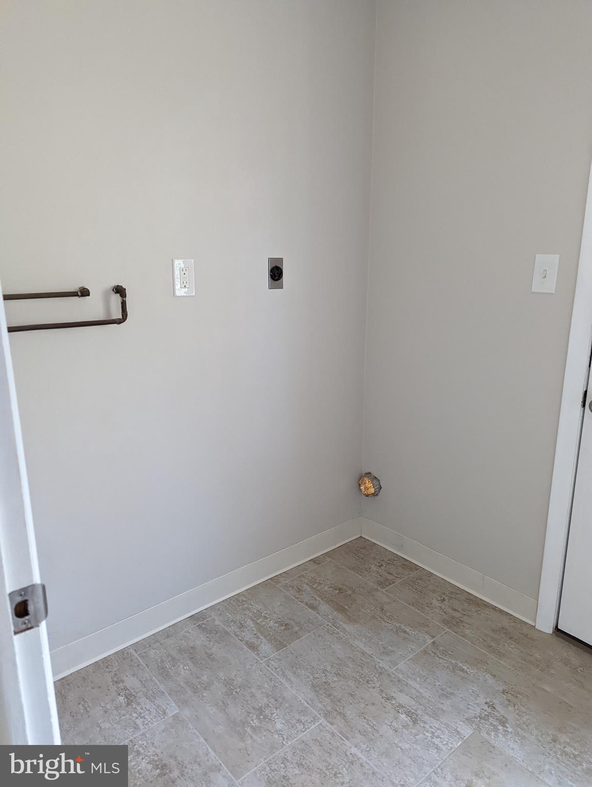 742 Stoverstown Road York, PA 17408 - Photo 17 of 22 Separate Laundry room