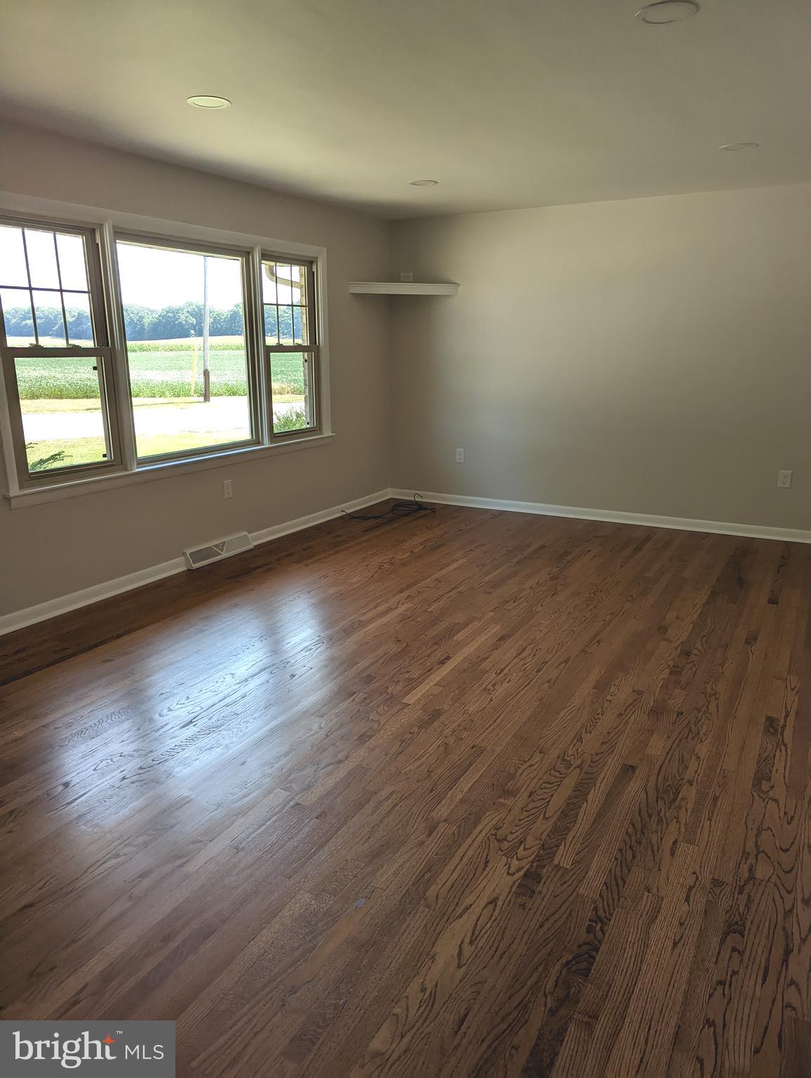 742 Stoverstown Road York, PA 17408 - Photo 6 of 22 Living room