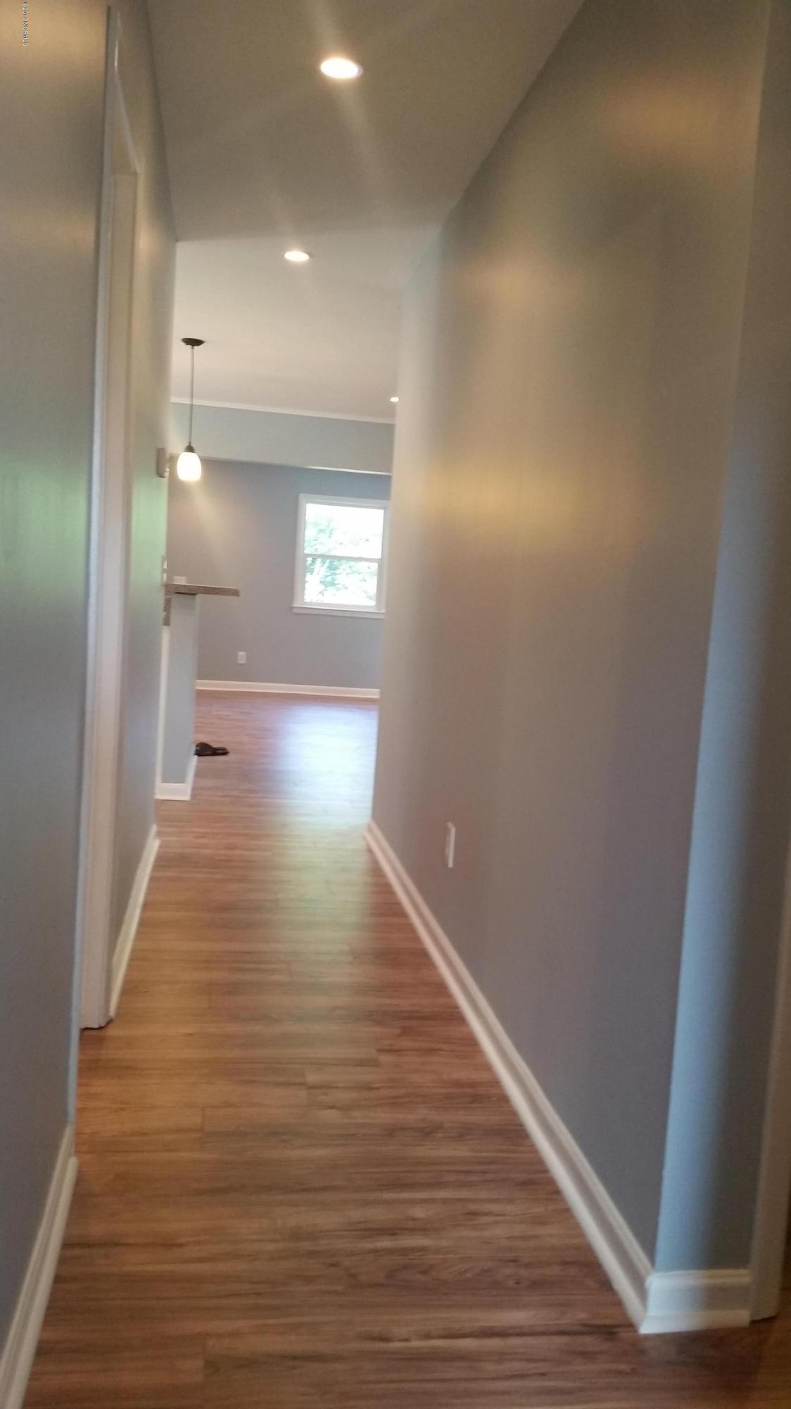 310 Cathay Road Wilmington, NC 28412 - Photo 13 of 17 hall