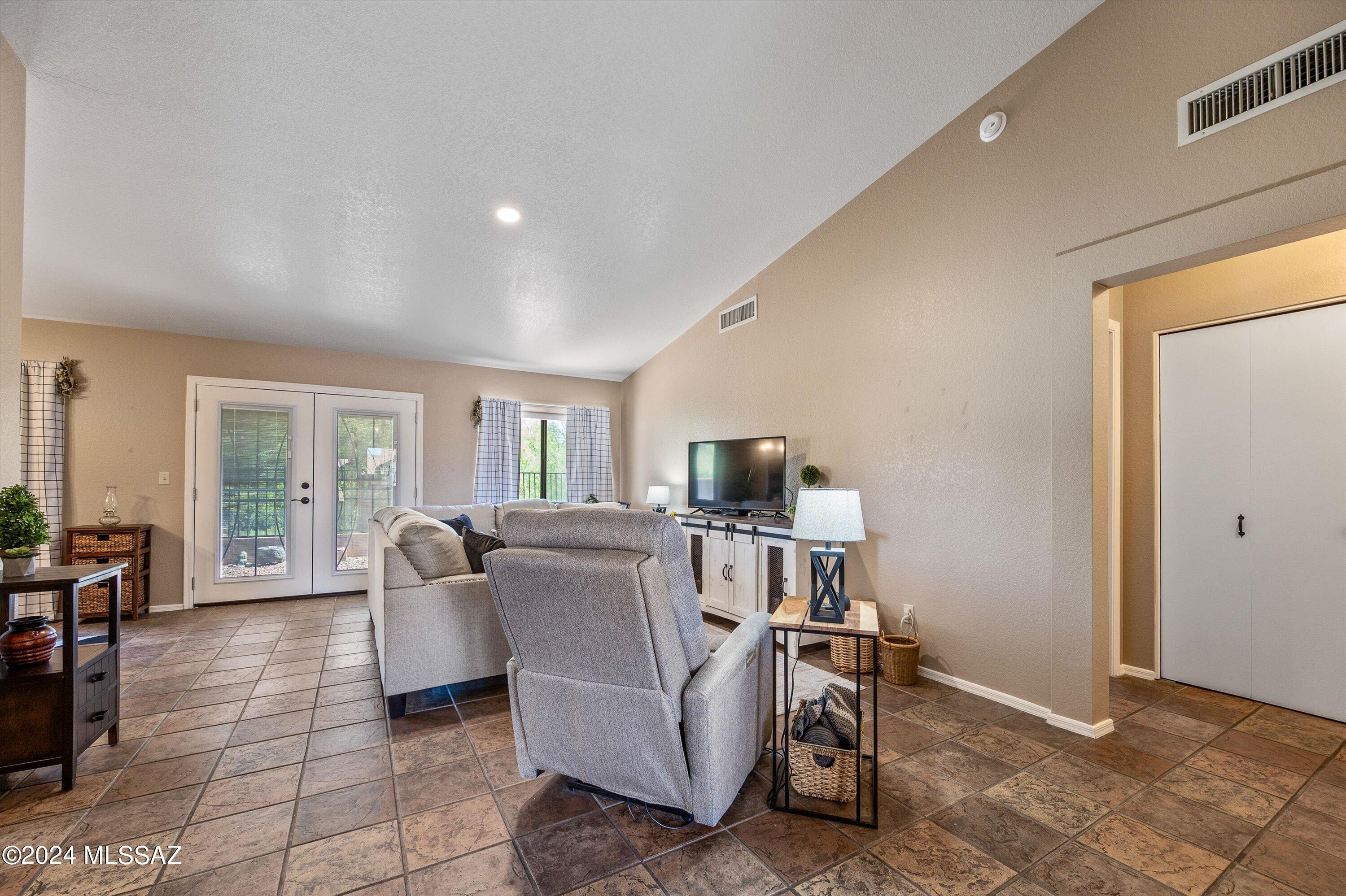 3002 West Country Ranch Drive Tucson, AZ 85742 - Photo 9 of 32
