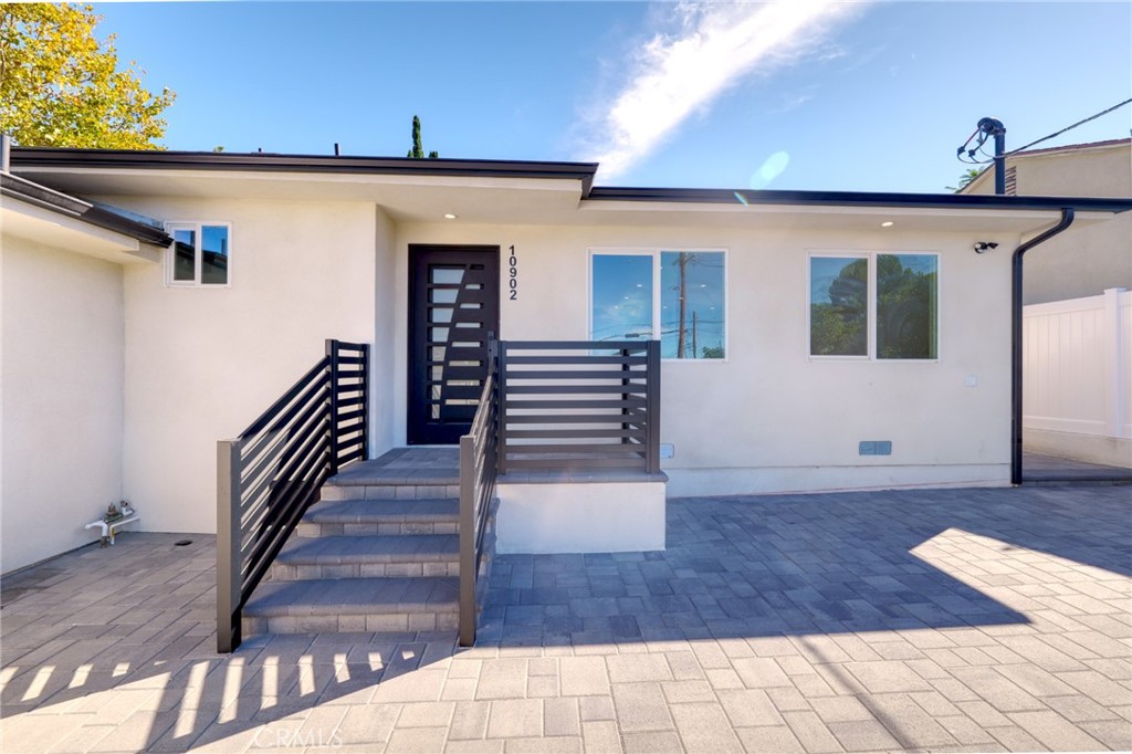 10902 Big Tujunga Canyon Road Tujunga, CA 91042 - Photo 3 of 22 Gallery Image 3