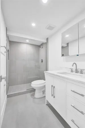 $2,990 | 4040 North Hills Drive, Unit 24, Hollywood, FL 33021