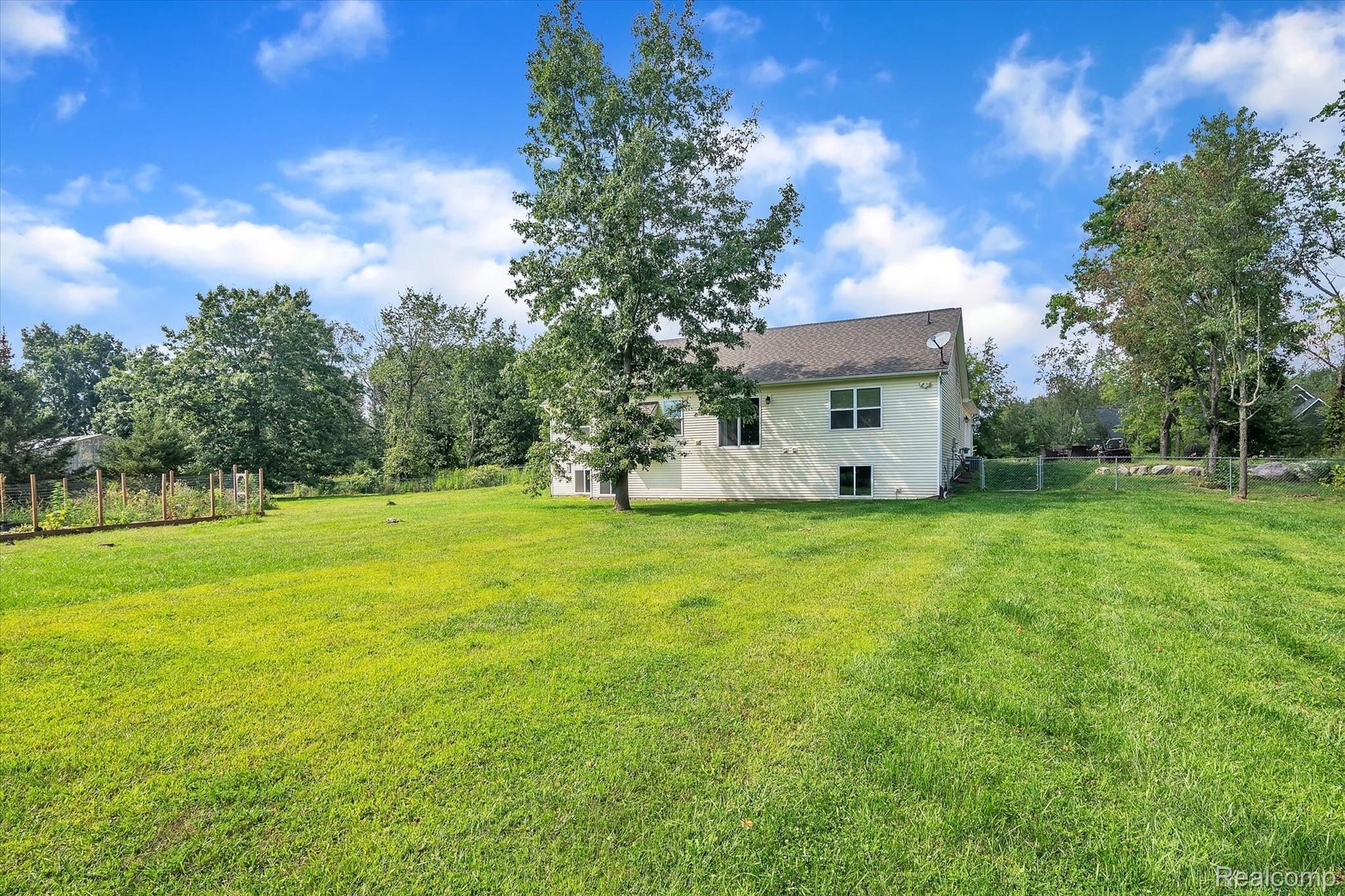 1448 Argentine Road Howell, MI 48843 - Photo 33 of 42 1448 Argentine Road