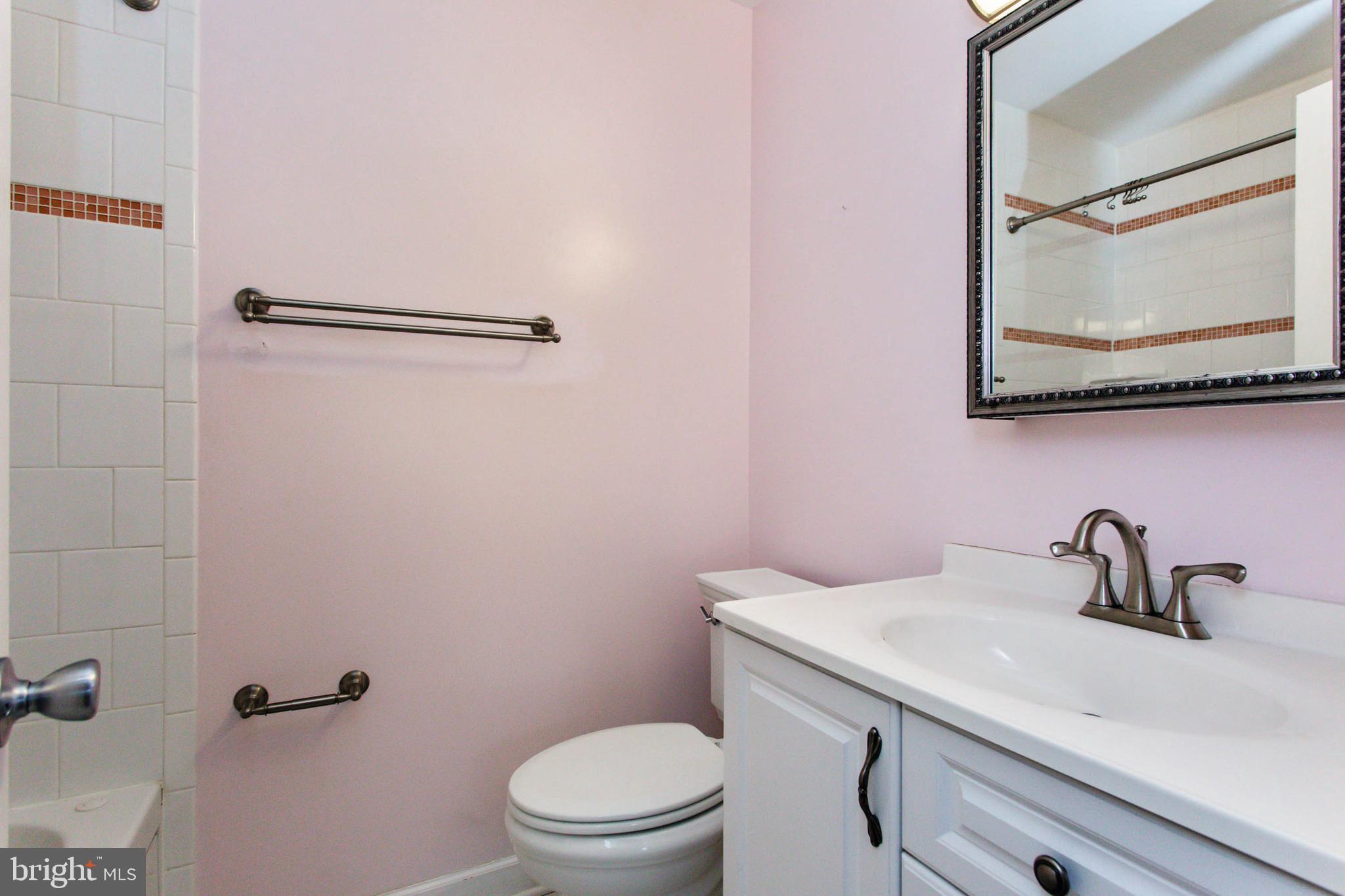 8530 Laurel Oak Drive Springfield, VA 22153 - Photo 13 of 24 Gallery Image 13