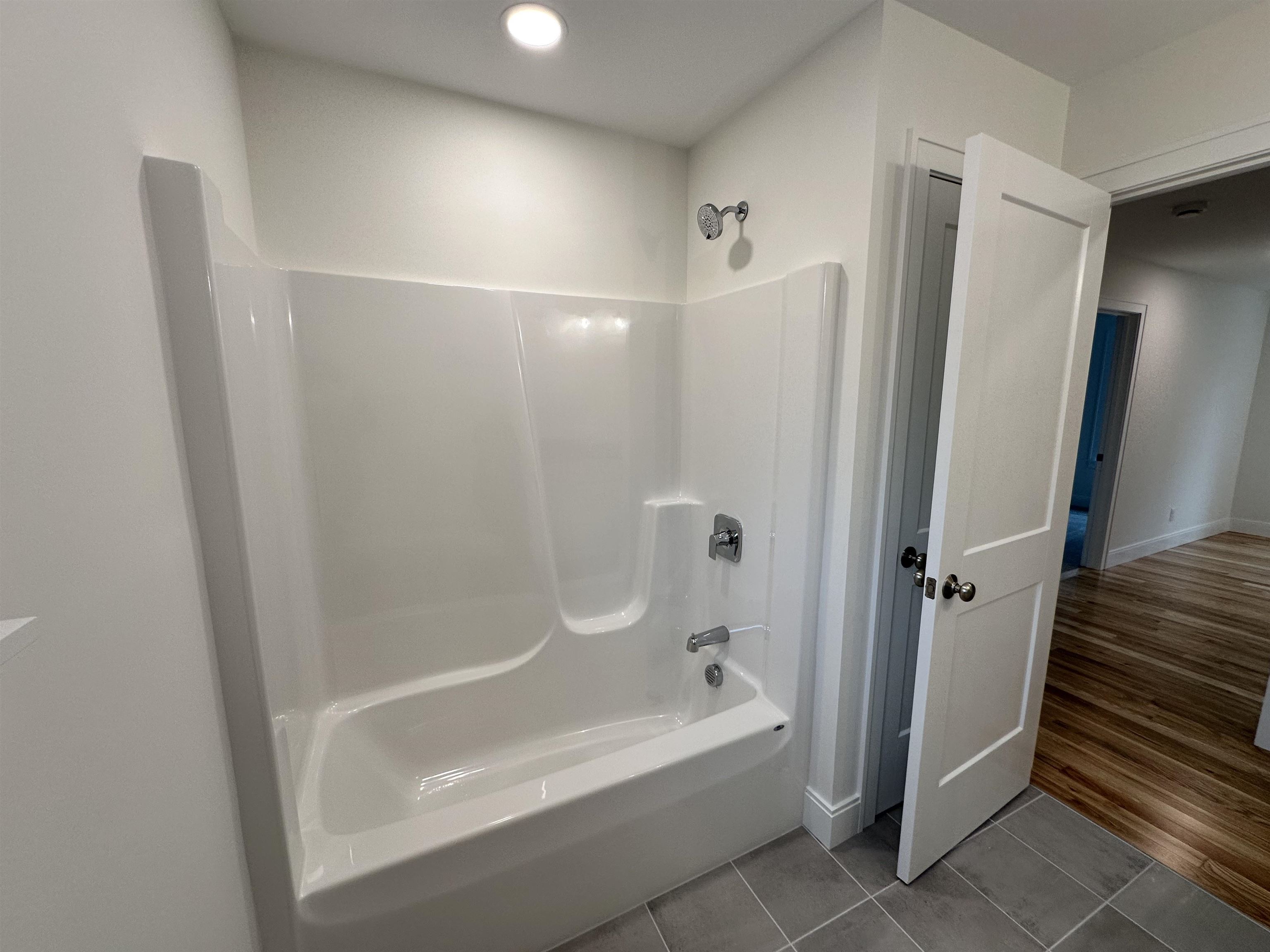 32 Arbor Road, Unit LOT 18 Epping, NH 03042 - Photo 19 of 38