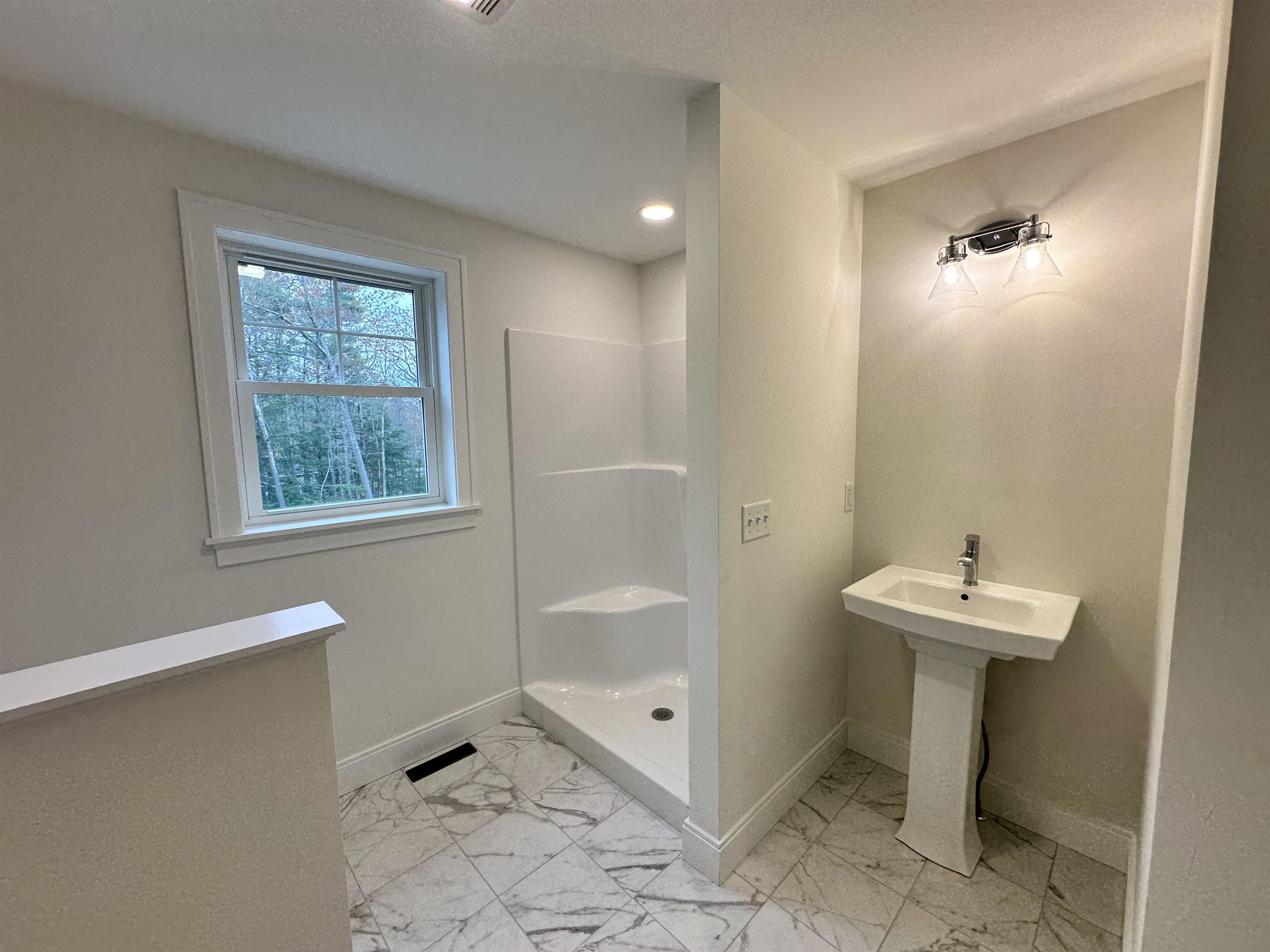 32 Arbor Road, Unit LOT 18 Epping, NH 03042 - Photo 3 of 38
