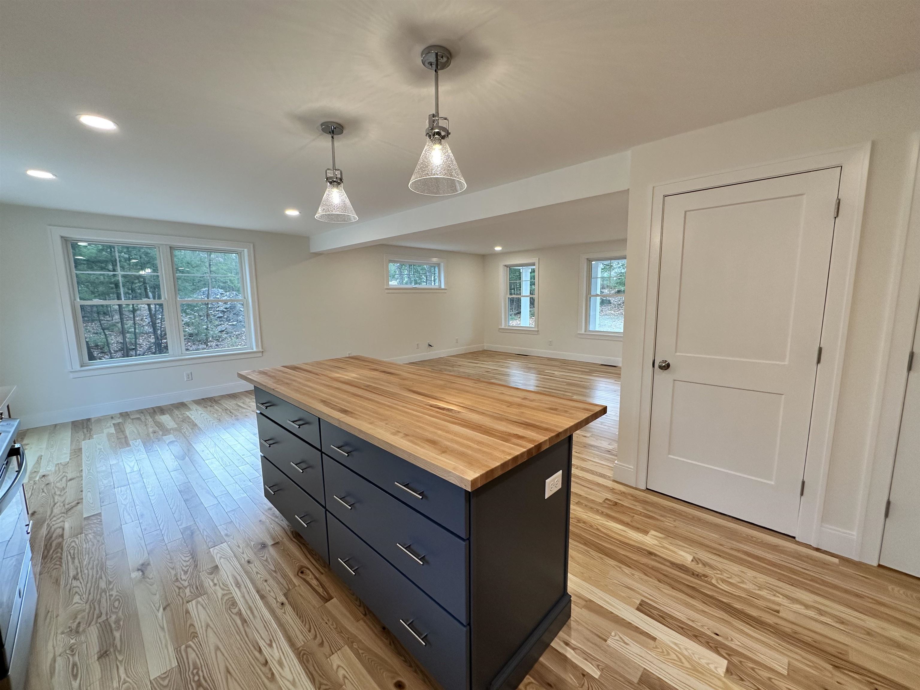 32 Arbor Road, Unit LOT 18 Epping, NH 03042 - Photo 4 of 38