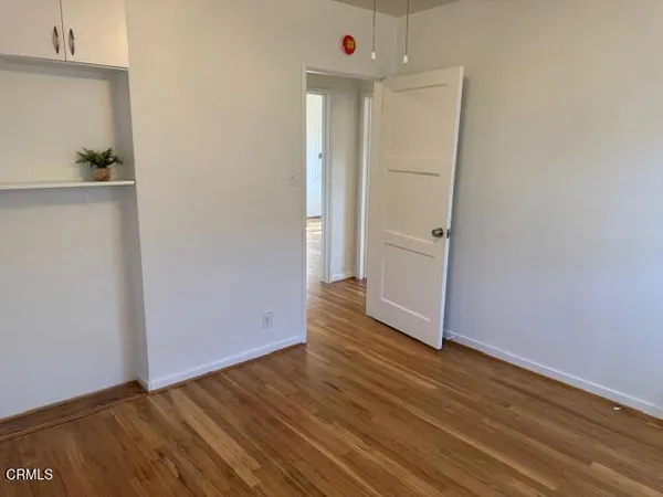 $3,100 | 2513 1/2 Foothill Boulevard, La Crescenta, CA 91214