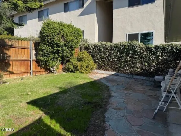 $3,100 | 2513 1/2 Foothill Boulevard, La Crescenta, CA 91214
