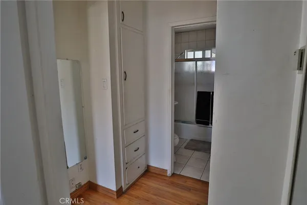 a view of walk in closet