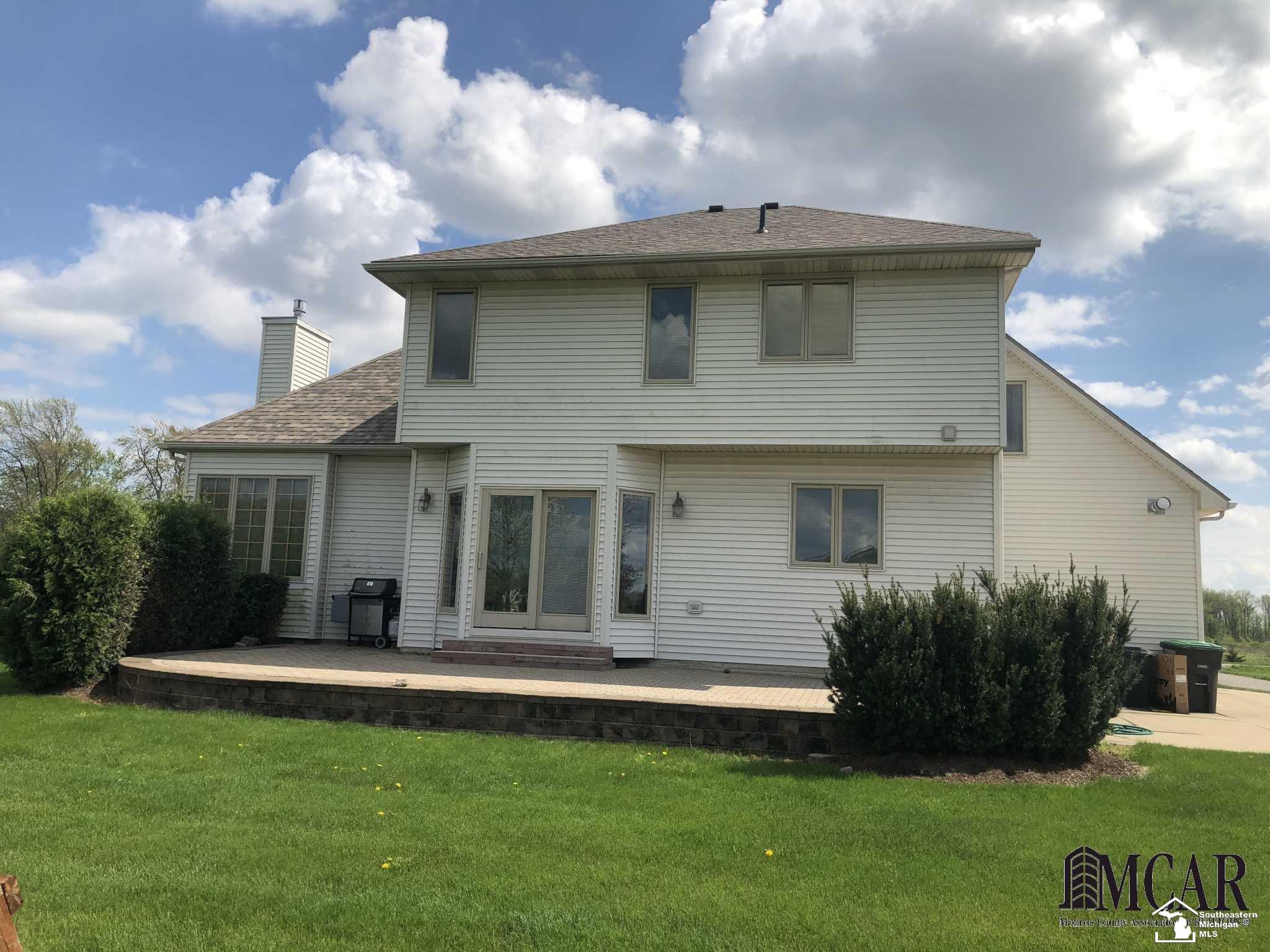 184 West Labo Road Carleton, MI 48117 - Photo 17 of 31