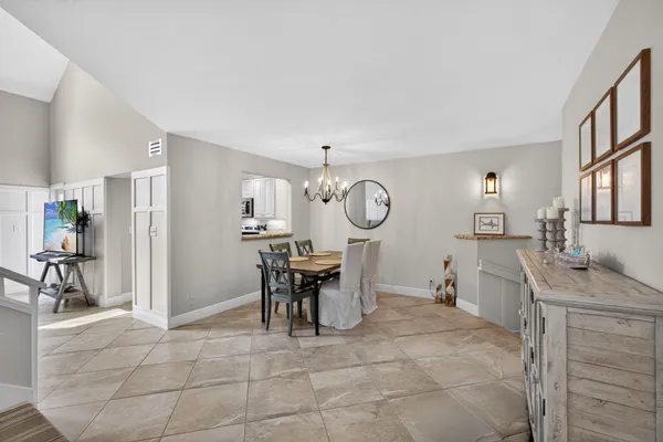 a view of entryway with livingroom and furniture