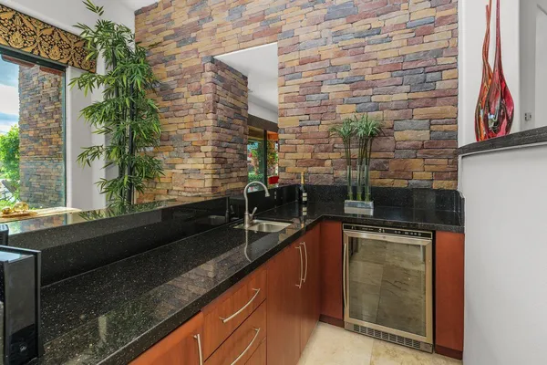 $2,500,000 | 50220 Vía Puente, La Quinta, CA 92253