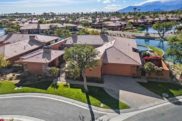 $2,500,000 | 50220 Vía Puente, La Quinta, CA 92253