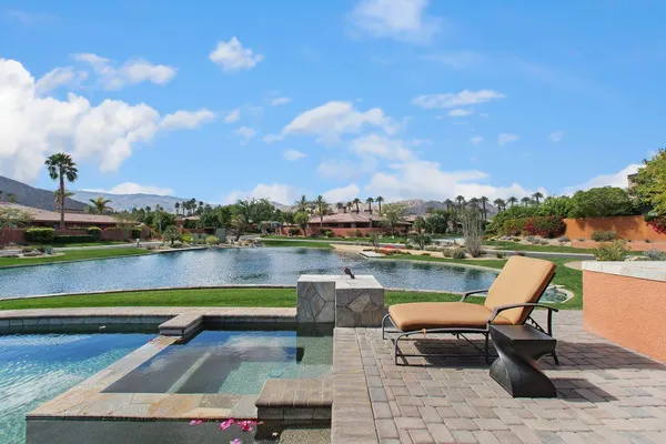 $2,500,000 | 50220 Vía Puente, La Quinta, CA 92253
