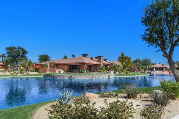 $2,500,000 | 50220 Vía Puente, La Quinta, CA 92253