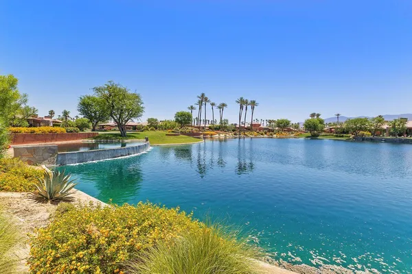 $2,500,000 | 50220 Vía Puente, La Quinta, CA 92253