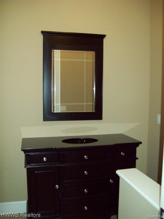 3726 Thatcher Drive Rochester, MI 48309 - Photo 11 of 23 Formal 1st Fl Powder Room.jpg
