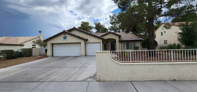 $2,875 | 965 East Eldorado Lane, Las Vegas, NV 89123