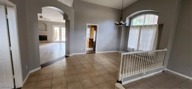 $2,875 | 965 East Eldorado Lane, Las Vegas, NV 89123