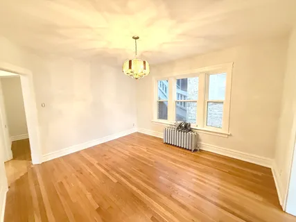 $2,000 | 4819 West Addison Street, Unit 1, Chicago, IL 60641