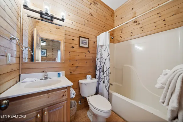 $2,200,000 | 510 Wildflower Ridge Road, Gatlinburg, TN 37738