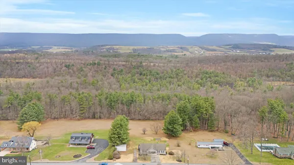 $299,900 | 287 Pne Crst Drive, McClure, PA 17841