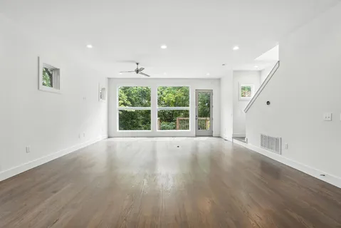 $650,000 | 98 B Oceola Avenue, Nashville, TN 37209