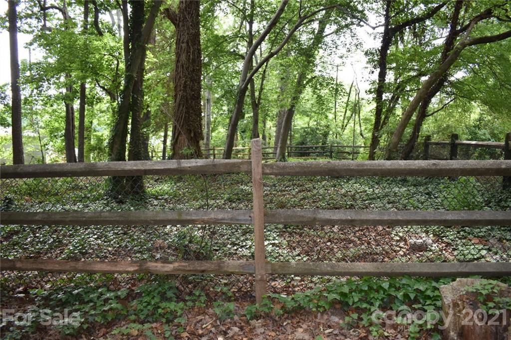 3670 Union Road Gastonia, NC 28056 - Photo 41 of 41 a view of a wooden fence