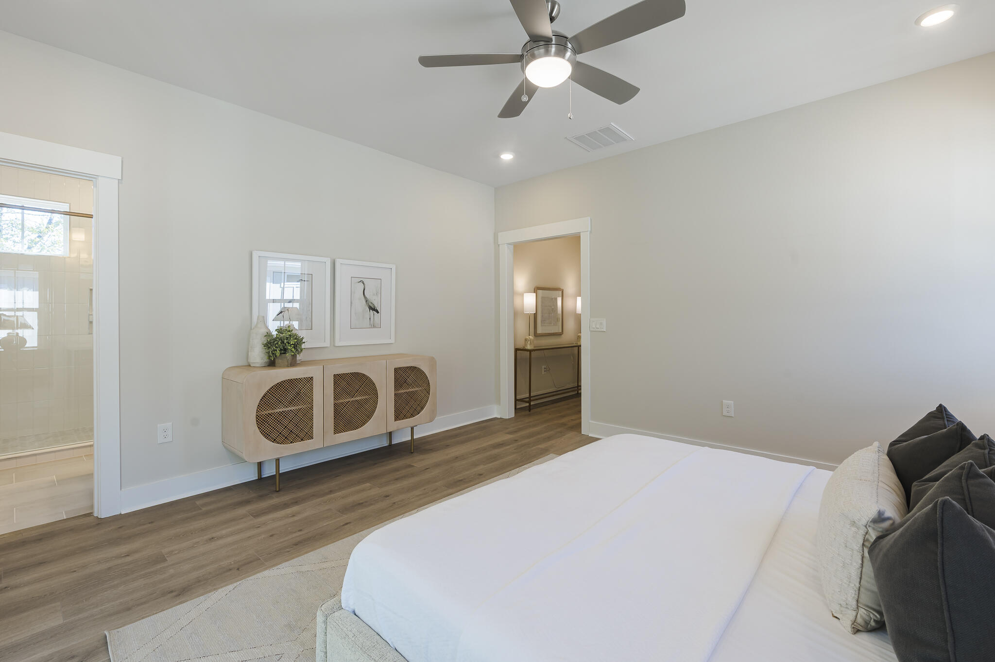 1370 Lucinda Street Mount Pleasant, SC 29466 - Photo 29 of 39 Primary Suite