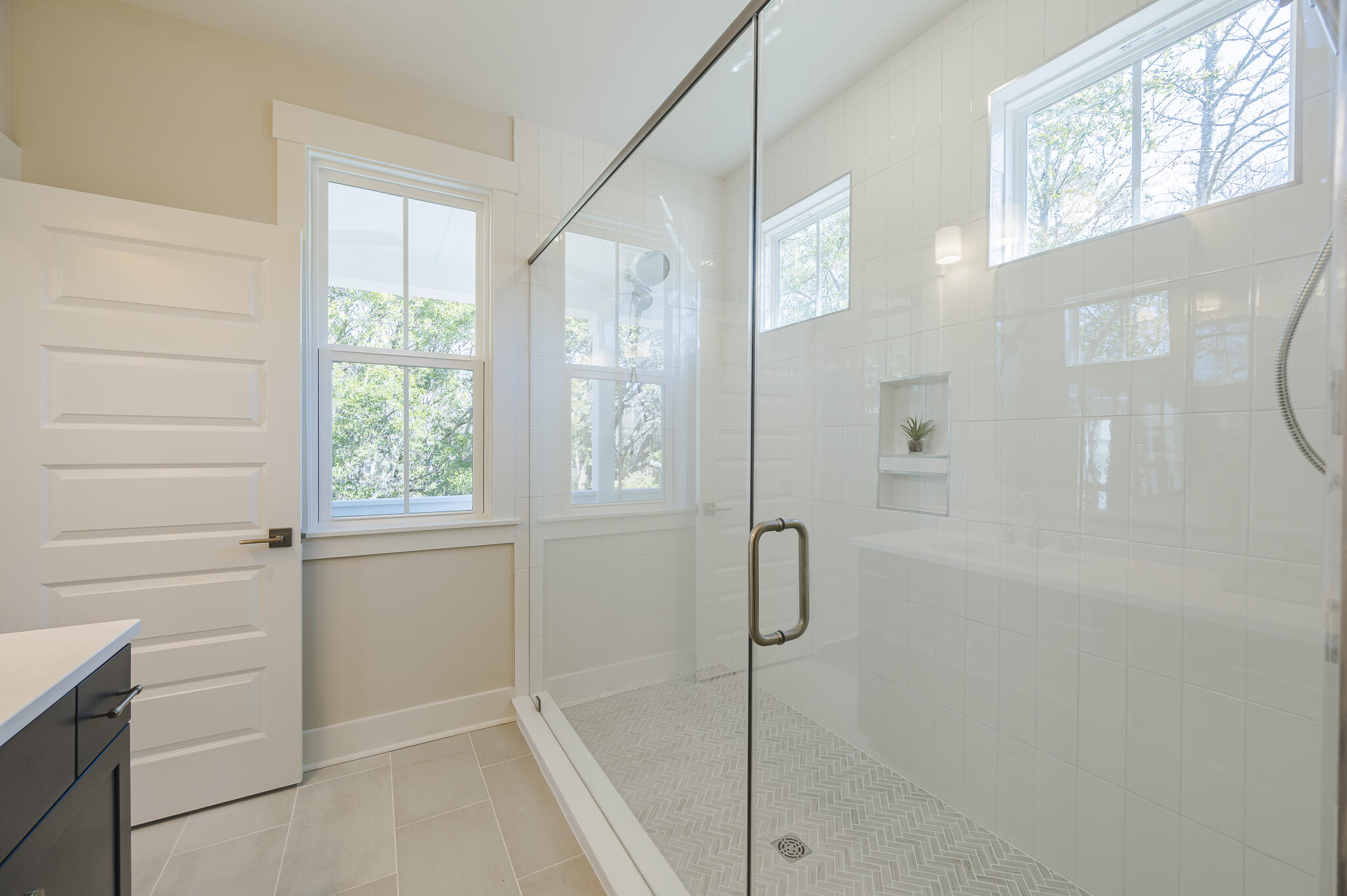 1370 Lucinda Street Mount Pleasant, SC 29466 - Photo 33 of 39 Primary Bathroom
